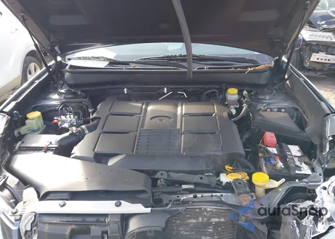 2014 Subaru Outback 3.6R Limited z USA, uszkodzony, nr VIN 4S4BRDMC0E2311607